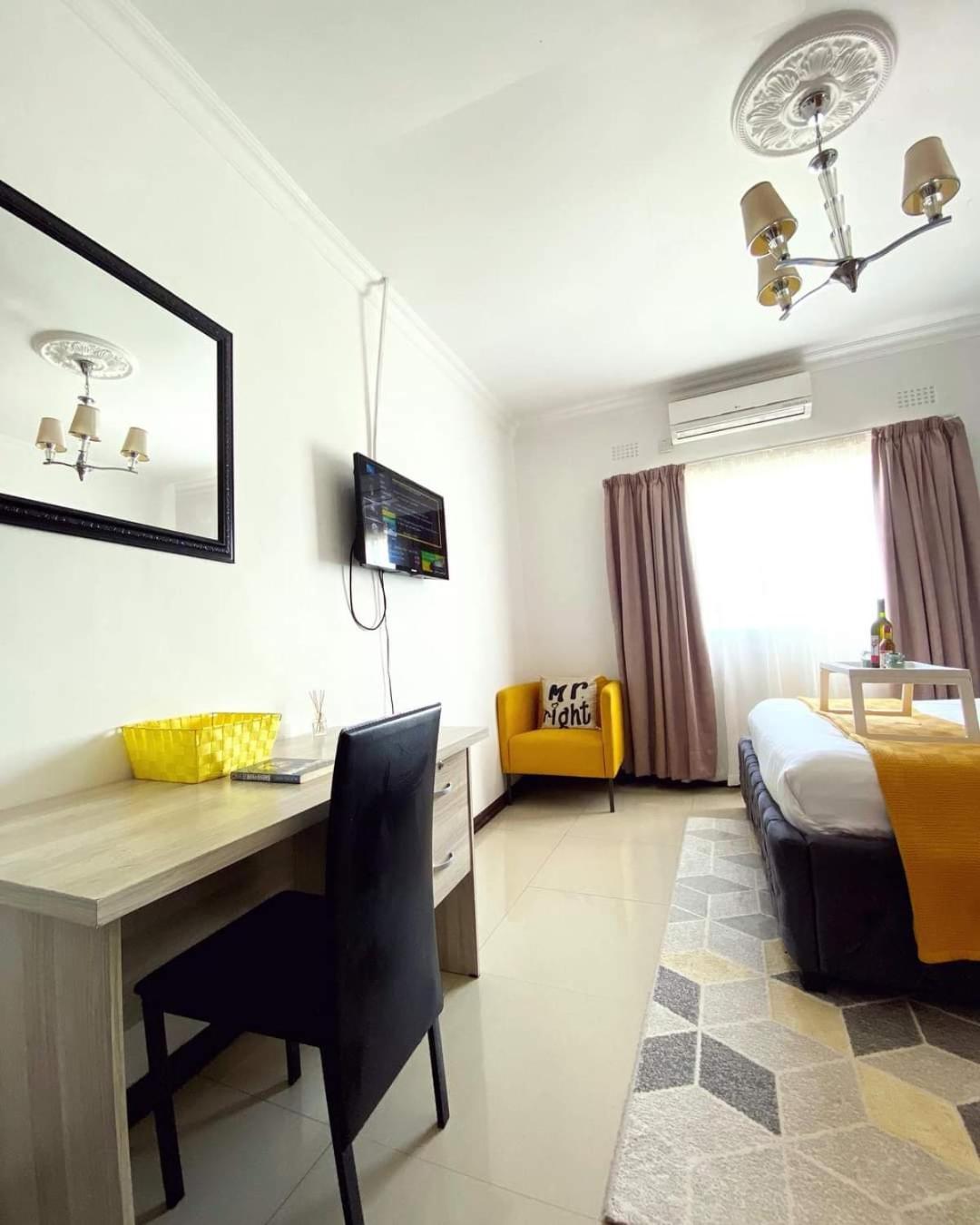 Crystal Apartments 利隆圭 客房 照片